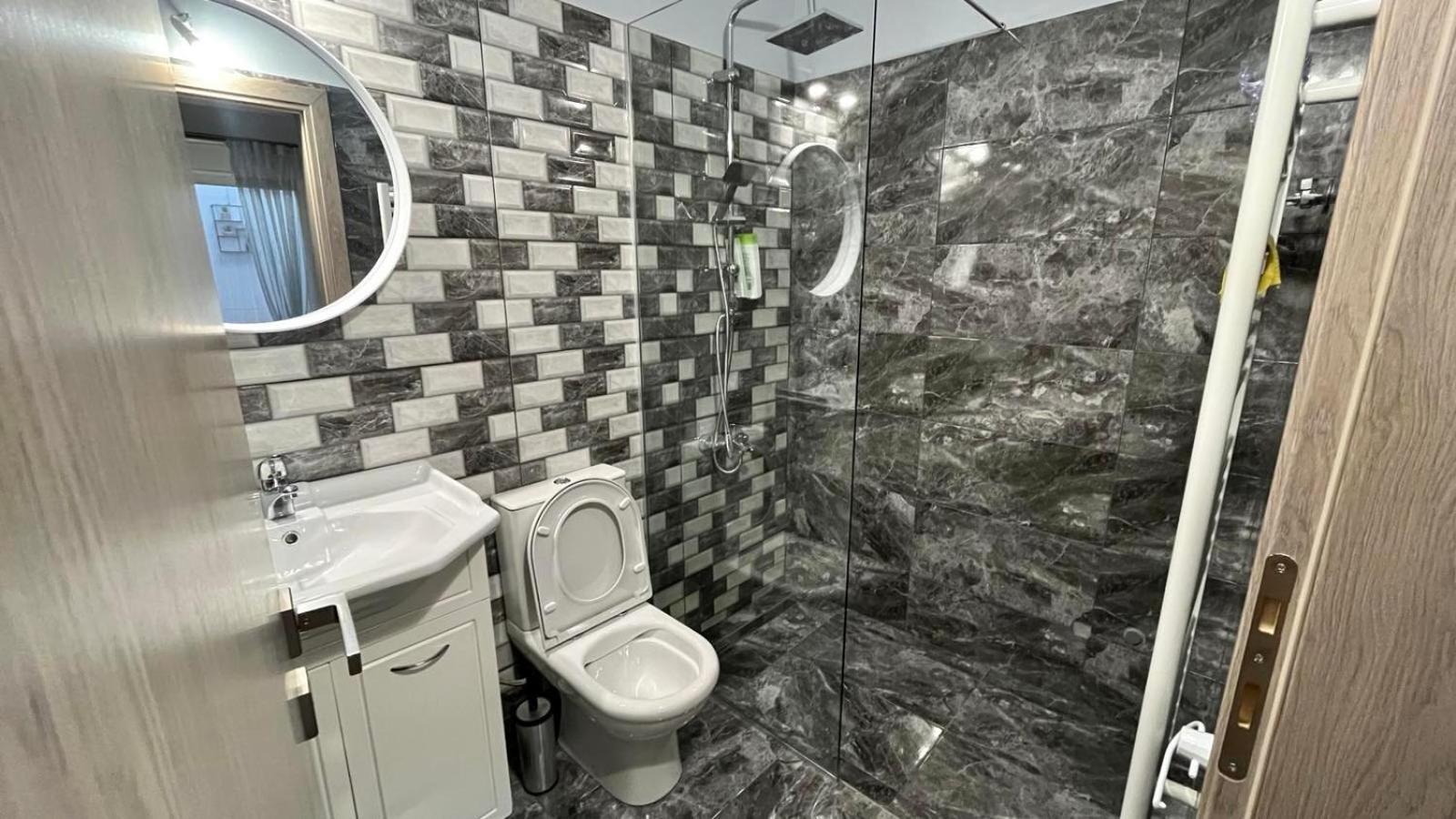 Ria'S Gardenview Apartment Яніна Екстер'єр фото